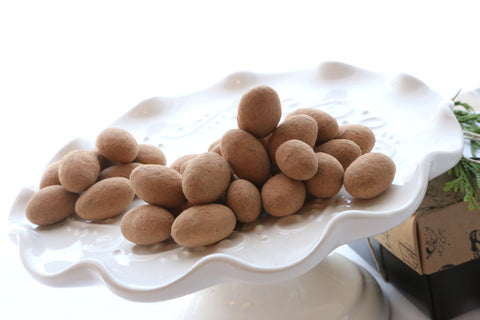 Chocolate Dusted Almonds